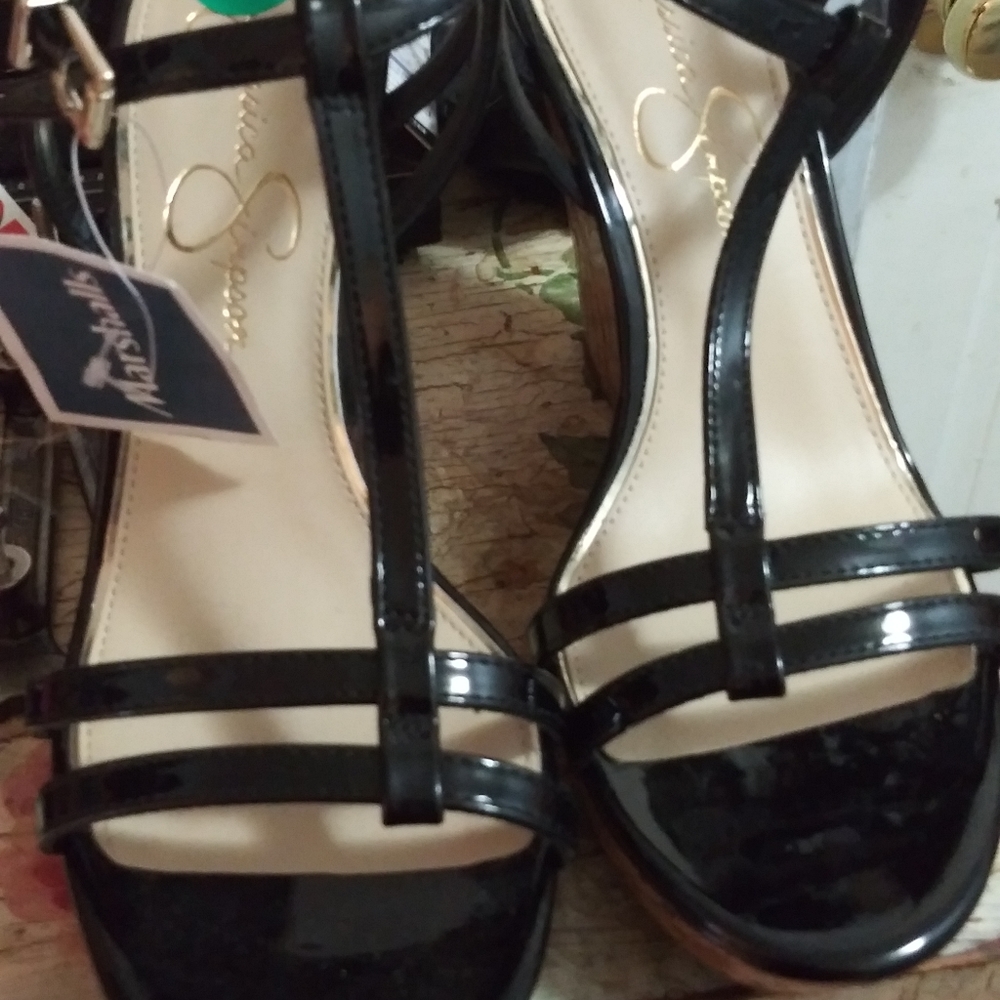 Strappy black wedge